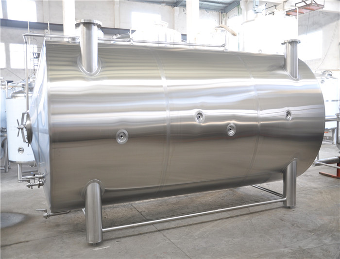 100bbl Horizontal Stackable Brite Beer Tank