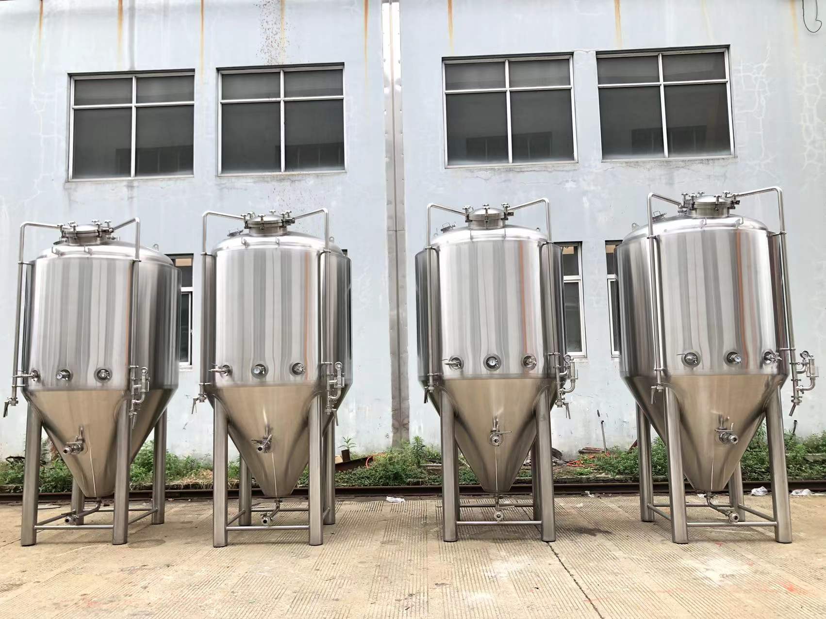 What are the signs that you need to replace your brewery unitanks?