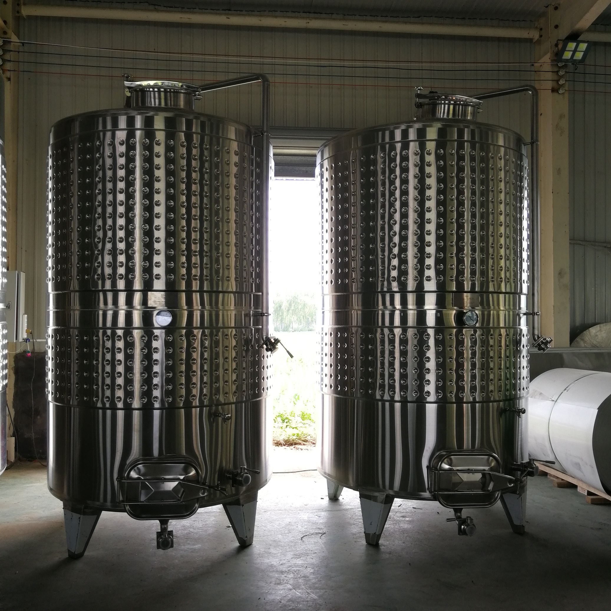 Stainless Steel Wine Tank