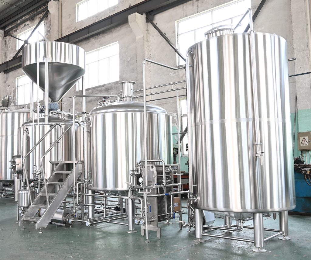 How Big Hot Liquor Tank For Beer Brew With Three Kettle System?