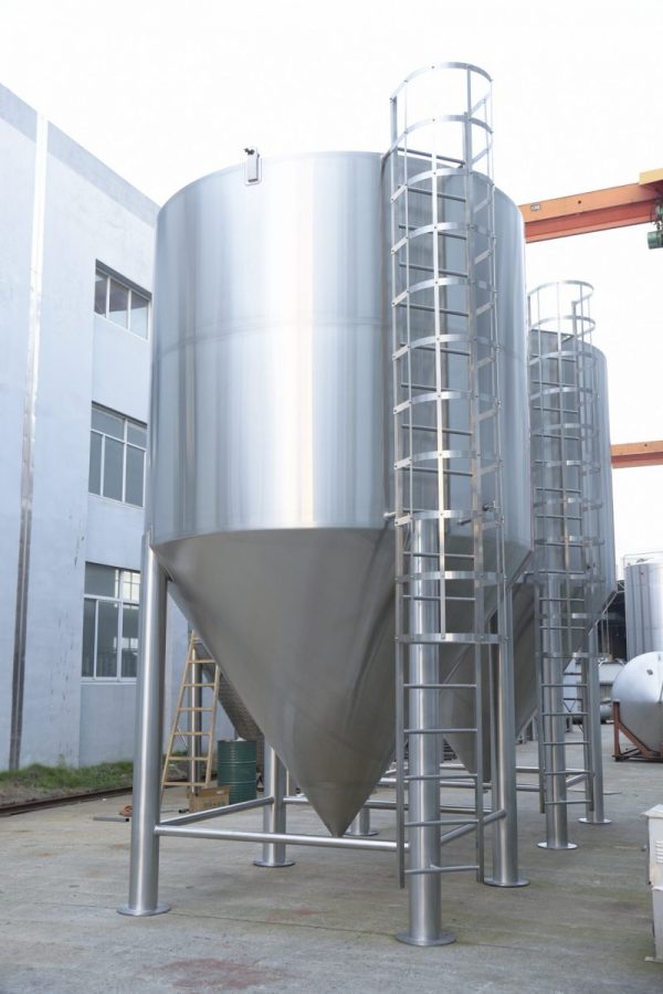 30000L Single Wall Storage Tank with Surrounding Rails