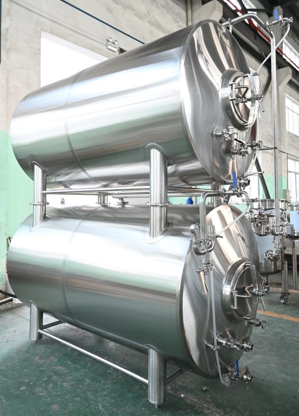 15BBL Staked Horizontal Lagering Tank