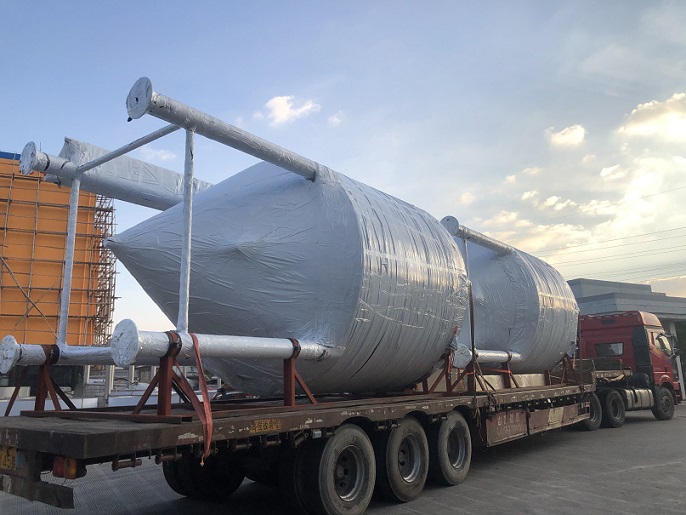 Customized 300HL stainless steel storage tanks delivered to client in Togo